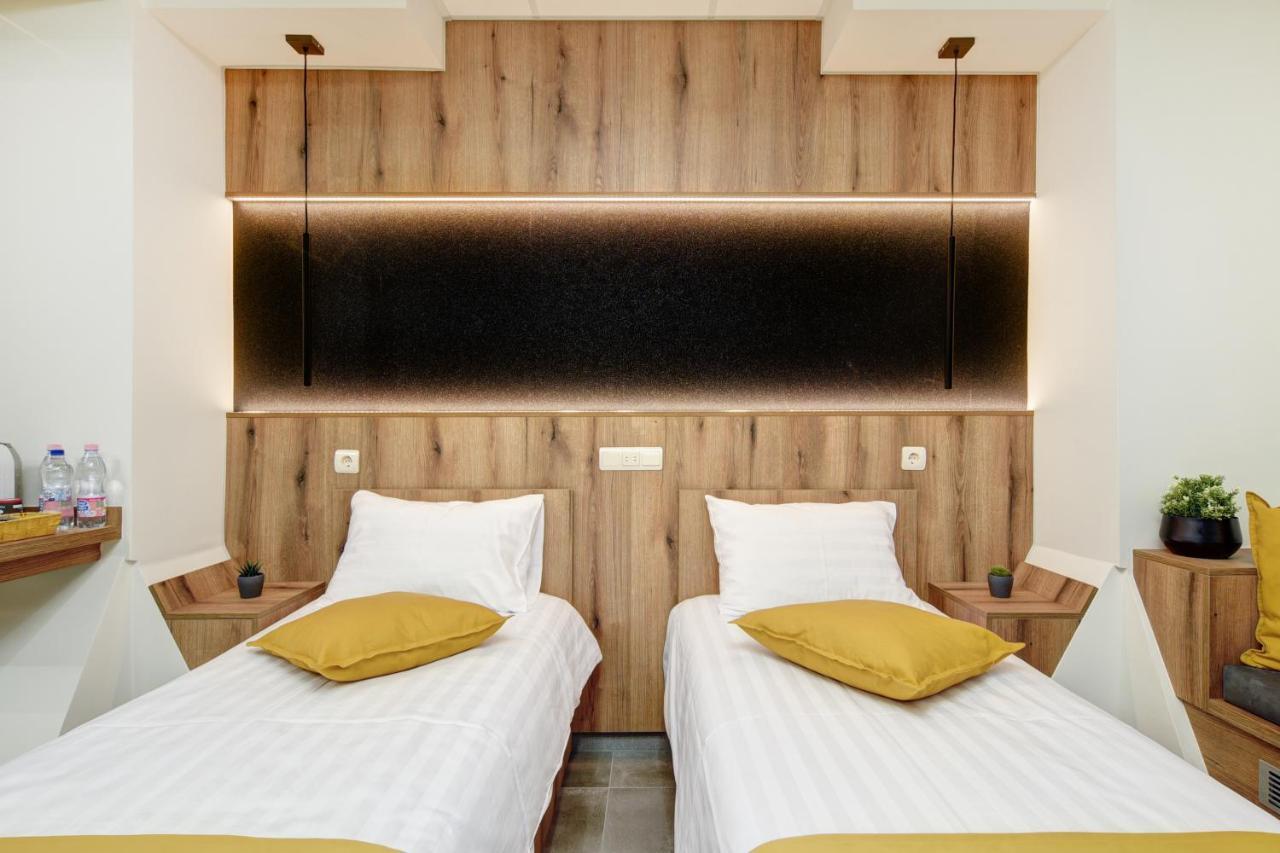 Riverside Inn - Dunaparti Szuteren Győr Zewnętrze zdjęcie